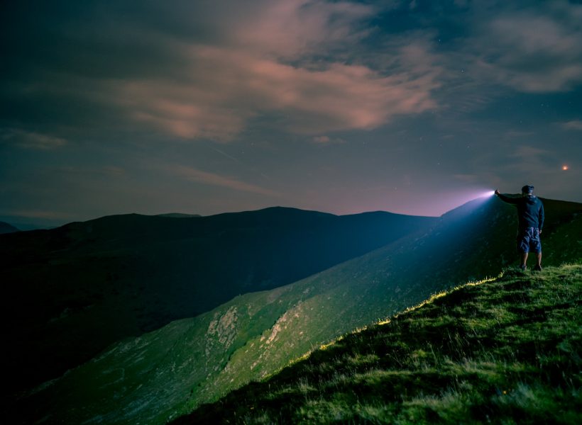Searching with Flashlight in Mountains